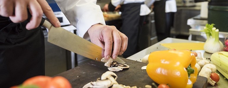 Food & Kitchen Safety Standards Food & Kitchen Safety Standards
